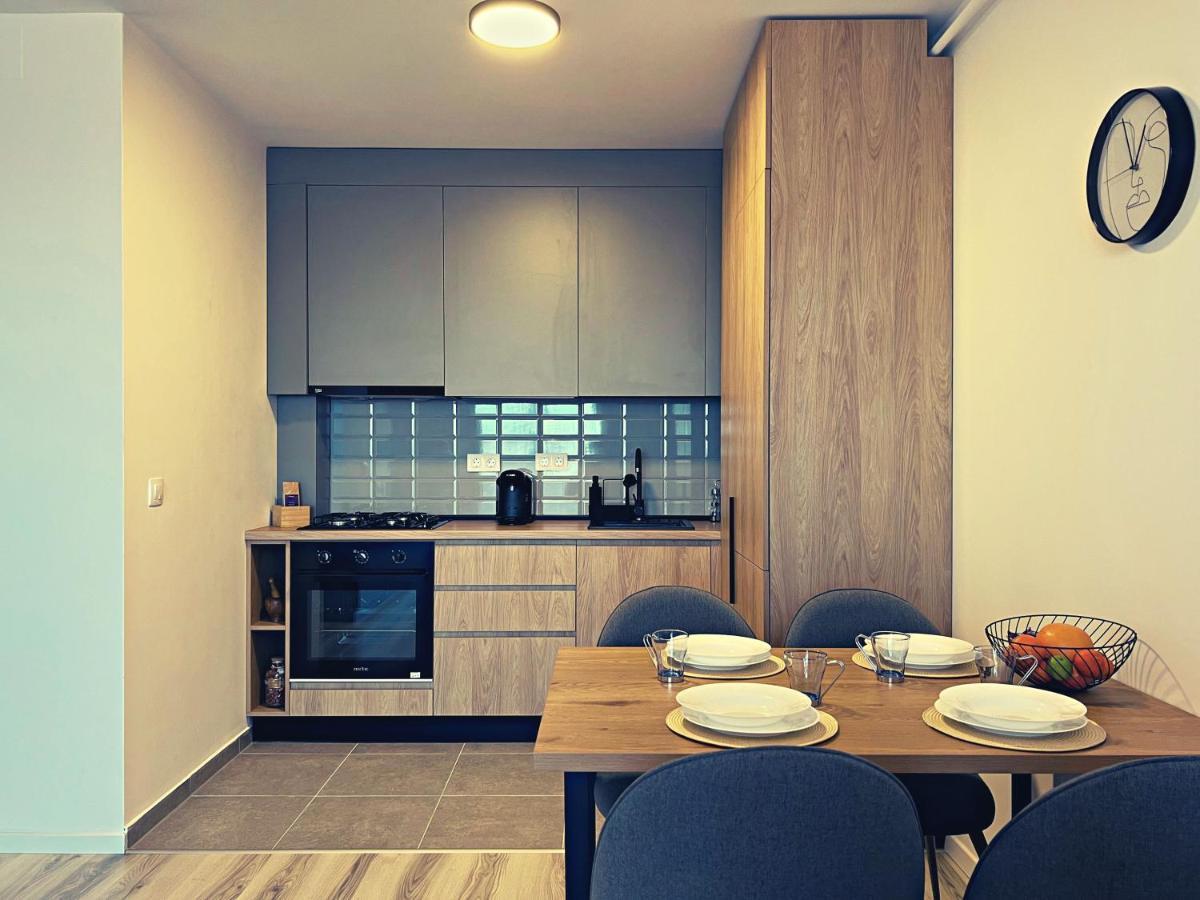 Panoramic Forest View Apartment Dumbravita  Exteriör bild