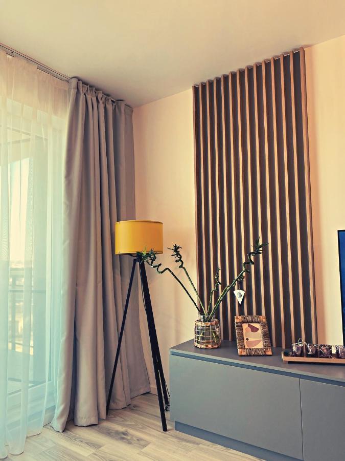 Panoramic Forest View Apartment Dumbravita  Exteriör bild